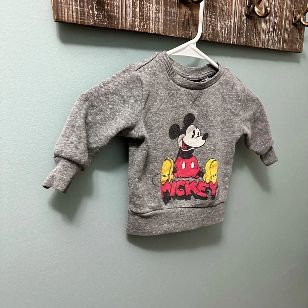 Disney Mickey Mouse Sweatshirt Pullover Size 12 months unisex Gary